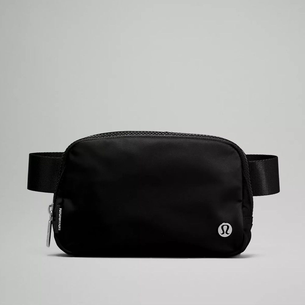 Lululemon Everywhere Belt Bag 1L